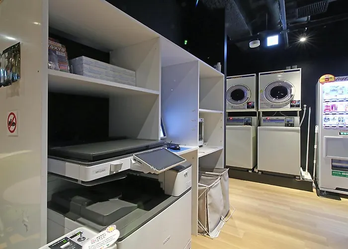 Capsule Hotel Transit Shinjuku Tokyo